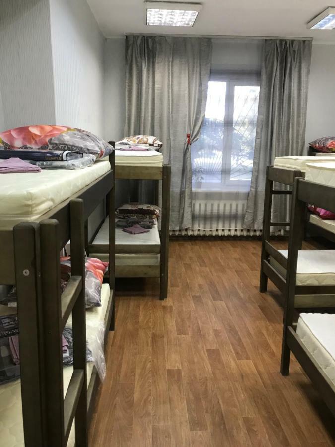 Ararat-Demeevskaya Hostel Kiev Exterior photo
